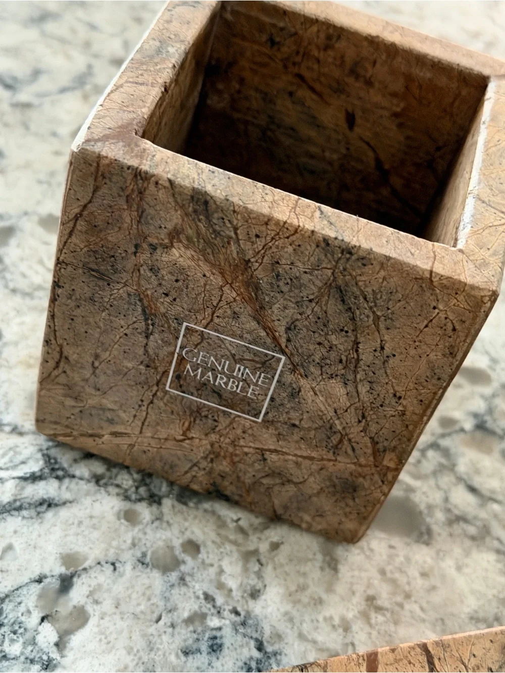 N/A brown decorative